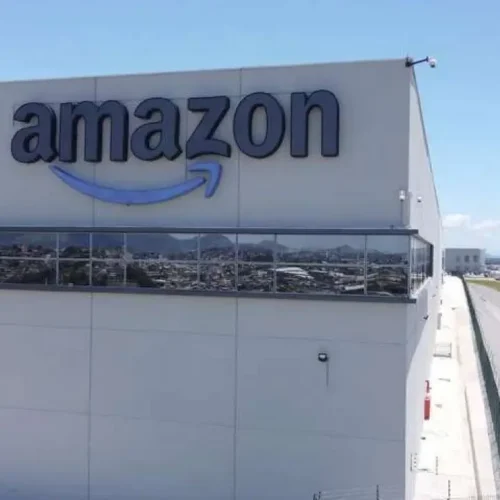 Amazon Prepara Corte Histórico: 30 Mil Funcionários Corporativos Serão Demitidos