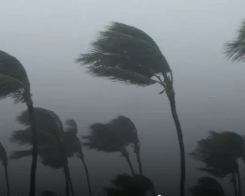 Ciclone Extratropical Põe Sul do Brasil em Alerta Vermelho com Ventos Superiores a 100 km/h