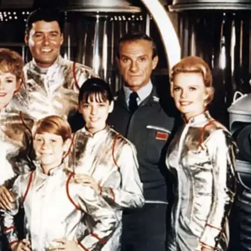 Luto na TV Americana: June Lockhart, Estrela de ‘Lassie’, Falece aos 100 Anos