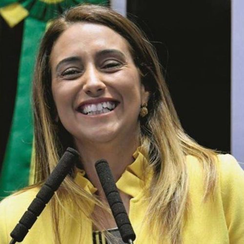 Montanha‑russa da vida: ex‑ministra acaba com segundo marido na Papuda