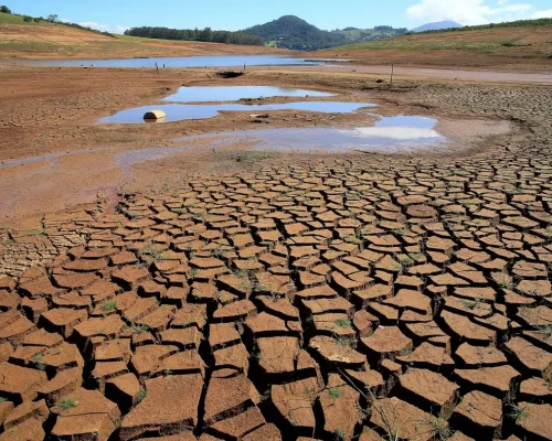 Estiagem Sem Precedentes Atinge São Paulo: Cidades Decretam Emergência Hídrica e ONS Alerta para Custos na Energia