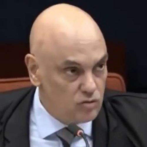Moraes recua e absolve general em voto inesperado