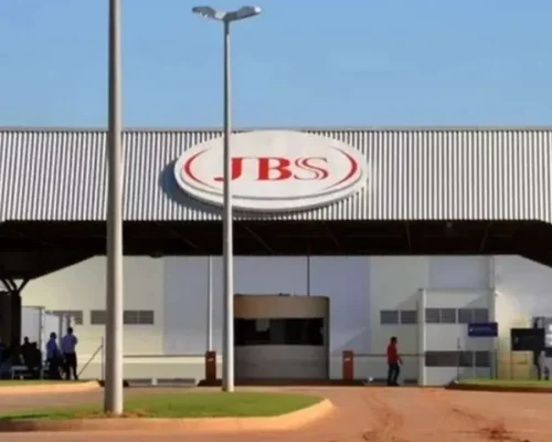 Decisão Judicial em SC Paralisa JBS de Itaiópolis por Poluição do Rio São Lourenço