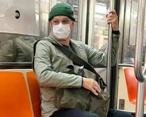 Flagra no Metrô de Nova York: Tom Hanks É Reconhecido na Linha 6
