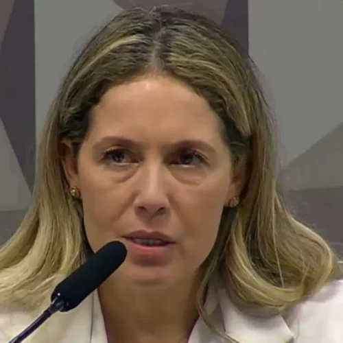 Recusa Surpreende CPMI do INSS: Empresária Thaisa Hoffmann Silencia sobre Parentesco Político no Paraná