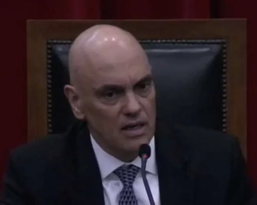 STF: Moraes Exige Documentação Integral de Megaoperação com Mais de 100 Mortos no Rio