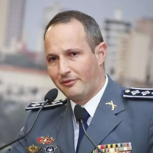 DERRITE DÁ LIÇÃO EM ‘JORNALISTA MILITANTE’ QUE DISTORCEU FATOS SOBRE AÇÃO POLICIAL EM SÃO PAULO